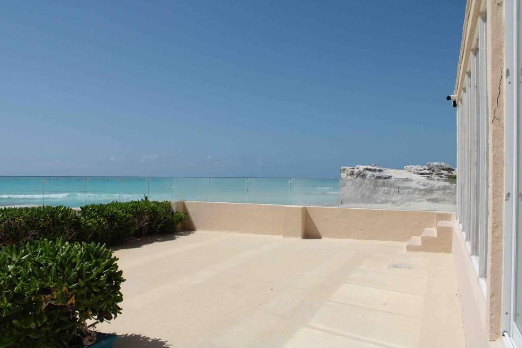 Beach Front Renewed Apartment Cancun Ngoại thất bức ảnh